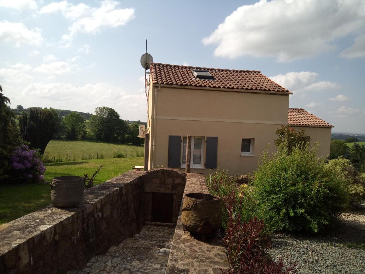 M. Clemenceau - Les Maisonnettes De La Maneliere La Flocellière Exterior foto